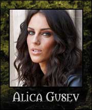 Alica Gusev - Gangrel Ghoul and Graduate Student
